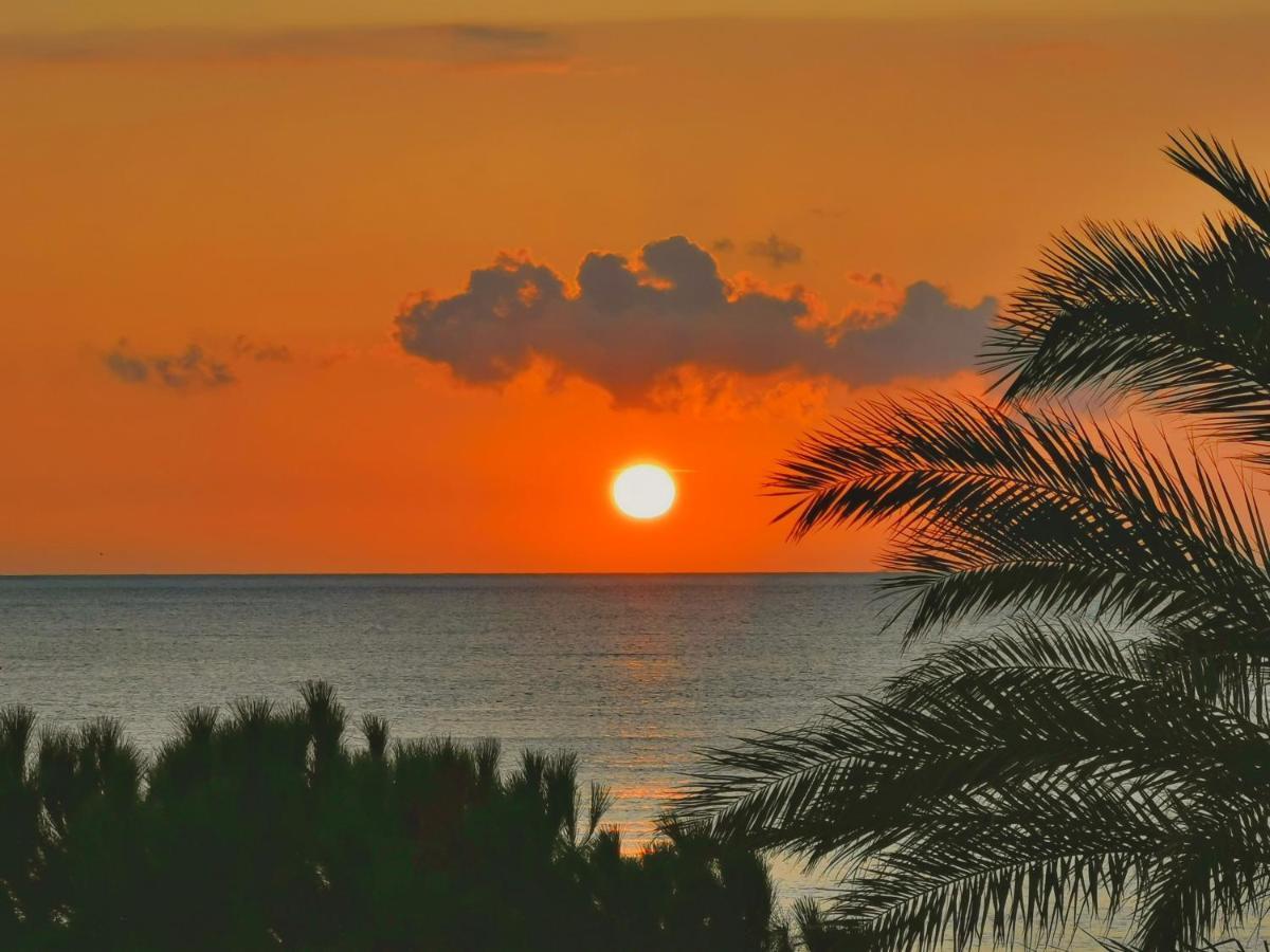 Panoramic Sea View Studio 24H Checkin Cagnes-sur-Mer Exterior foto